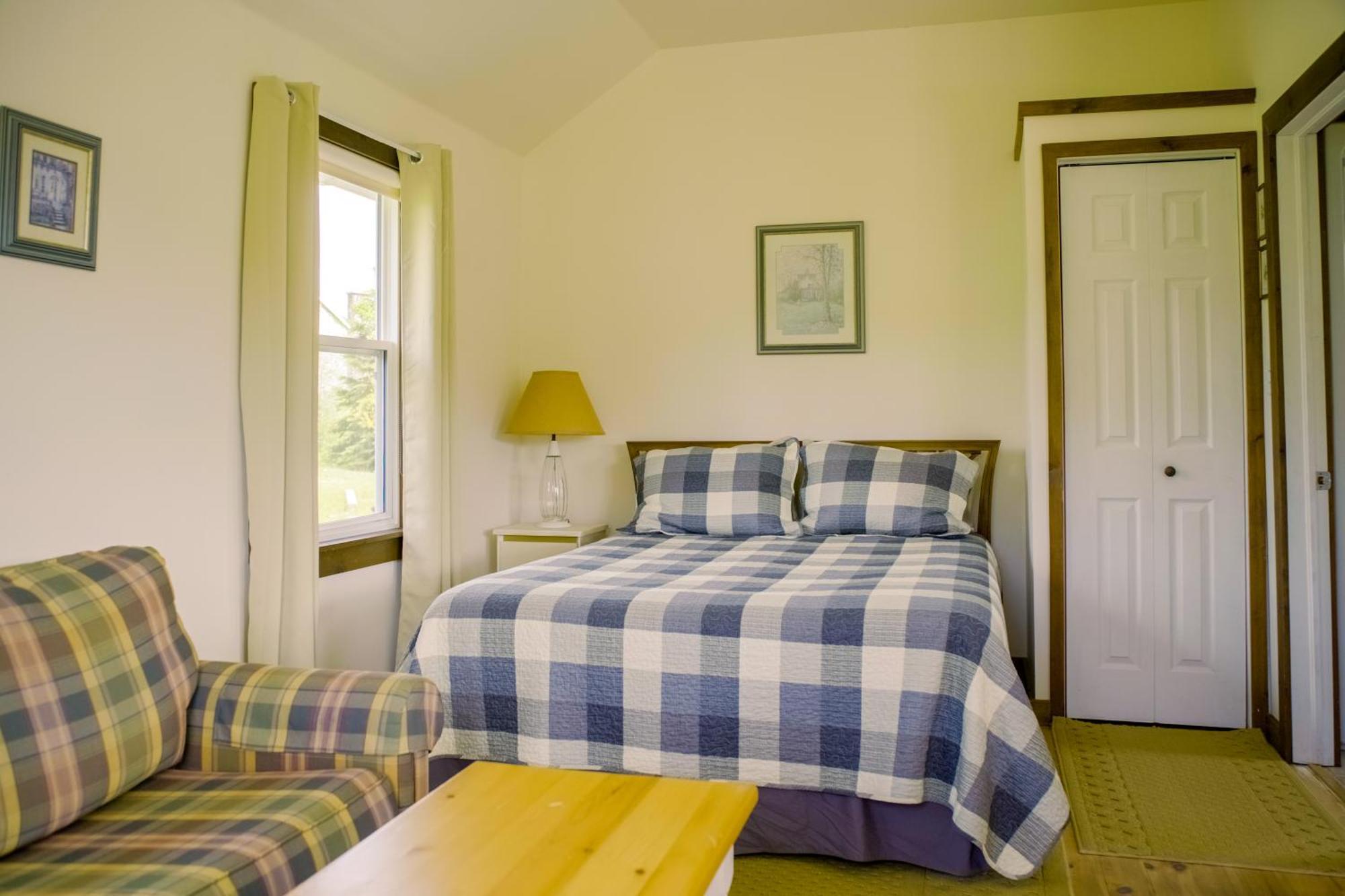 Chanterelle Inn & Cottages Baddeck Exterior photo