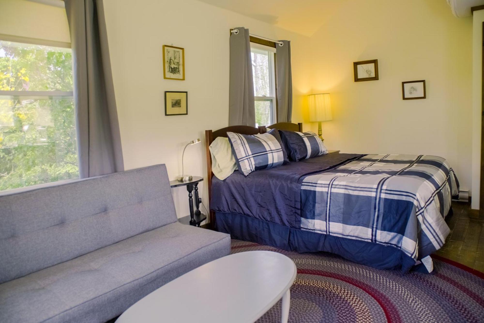Chanterelle Inn & Cottages Baddeck Exterior photo